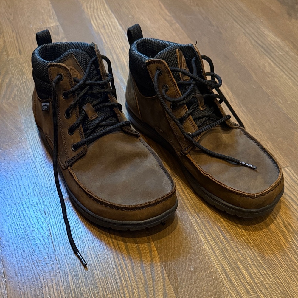 MEN'S BOULDER BOOT MID LEATHER